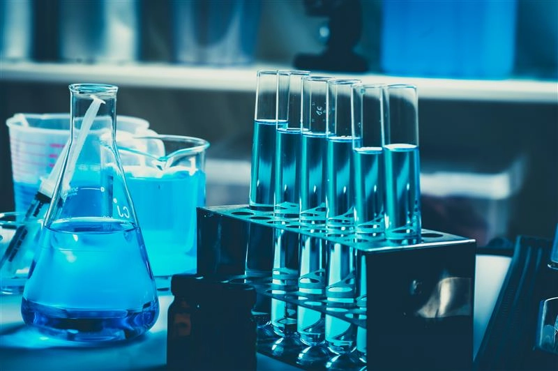 Stabiliteit van Biologische Monsters: Hoe Freeze–Thaw Cycli, Matrixeffecten en Opslagcondities de Moleculaire Integriteit Beïnvloeden